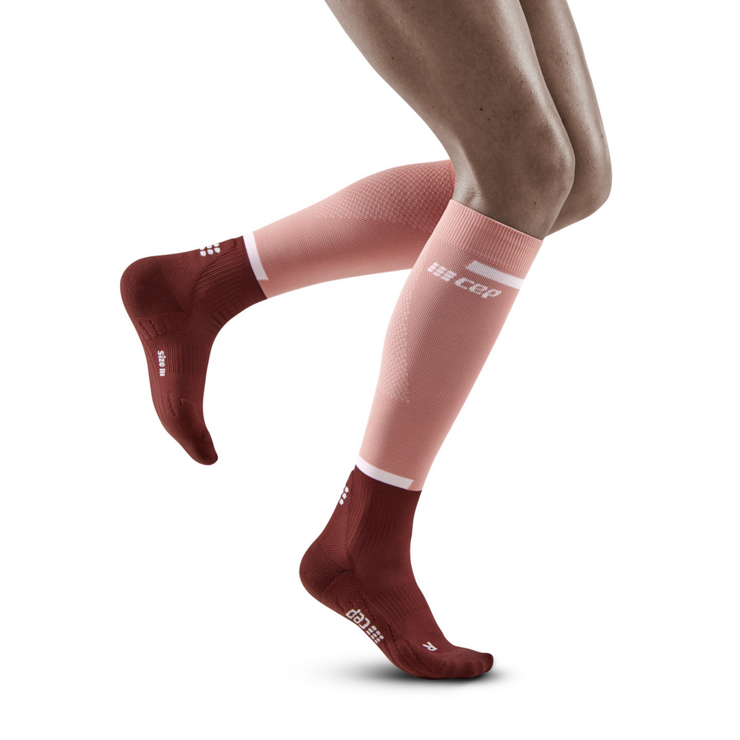 Women's CEP Reflective Compression Mid Cut Socks – RunPod