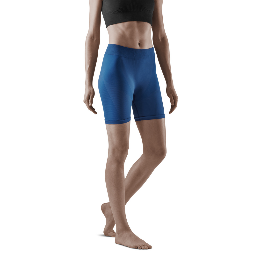 https://www.cepcompression.com/cdn/shop/products/coldweather-baseshorts-blue-women-1.png?v=1655917225&width=1080