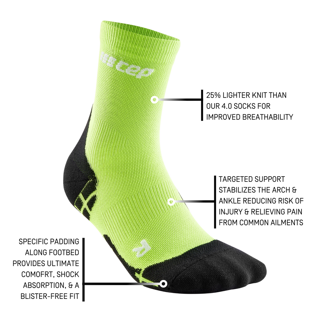 CEP Ultralight Short Compression Socks Women - flash green/black